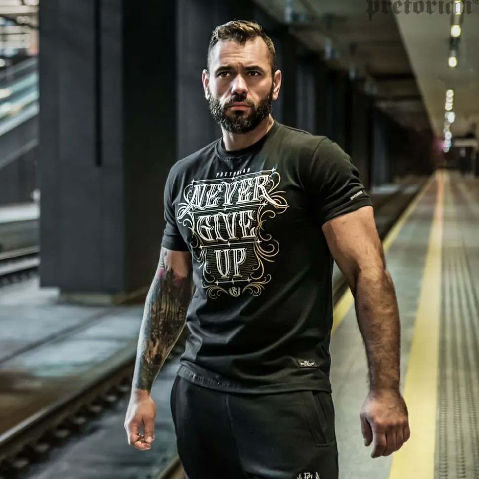 Koszulka Pretorian "Never give up"